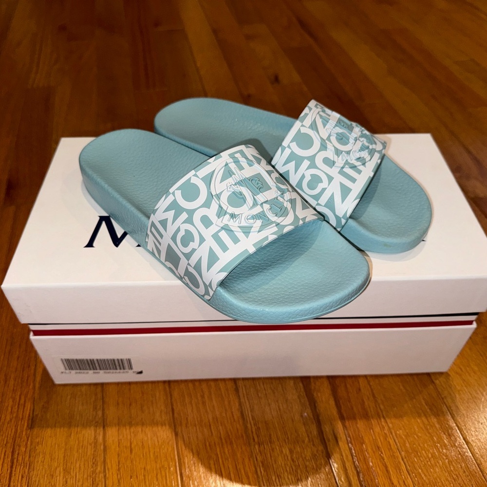 Moncler logo-print sliders
